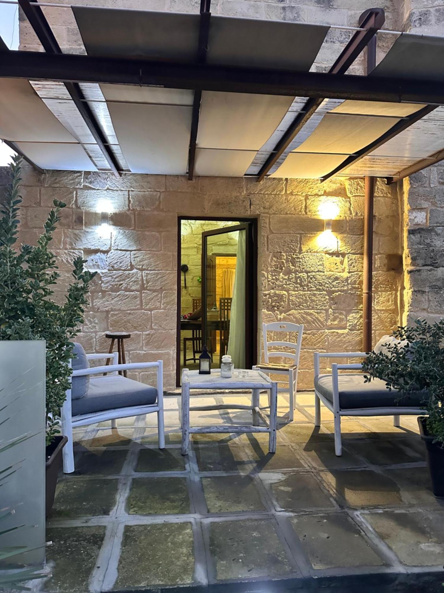 Bed and Breakfast La Dimora Delle Grazie Сан-Чезарио-ди-Лечче Экстерьер фото