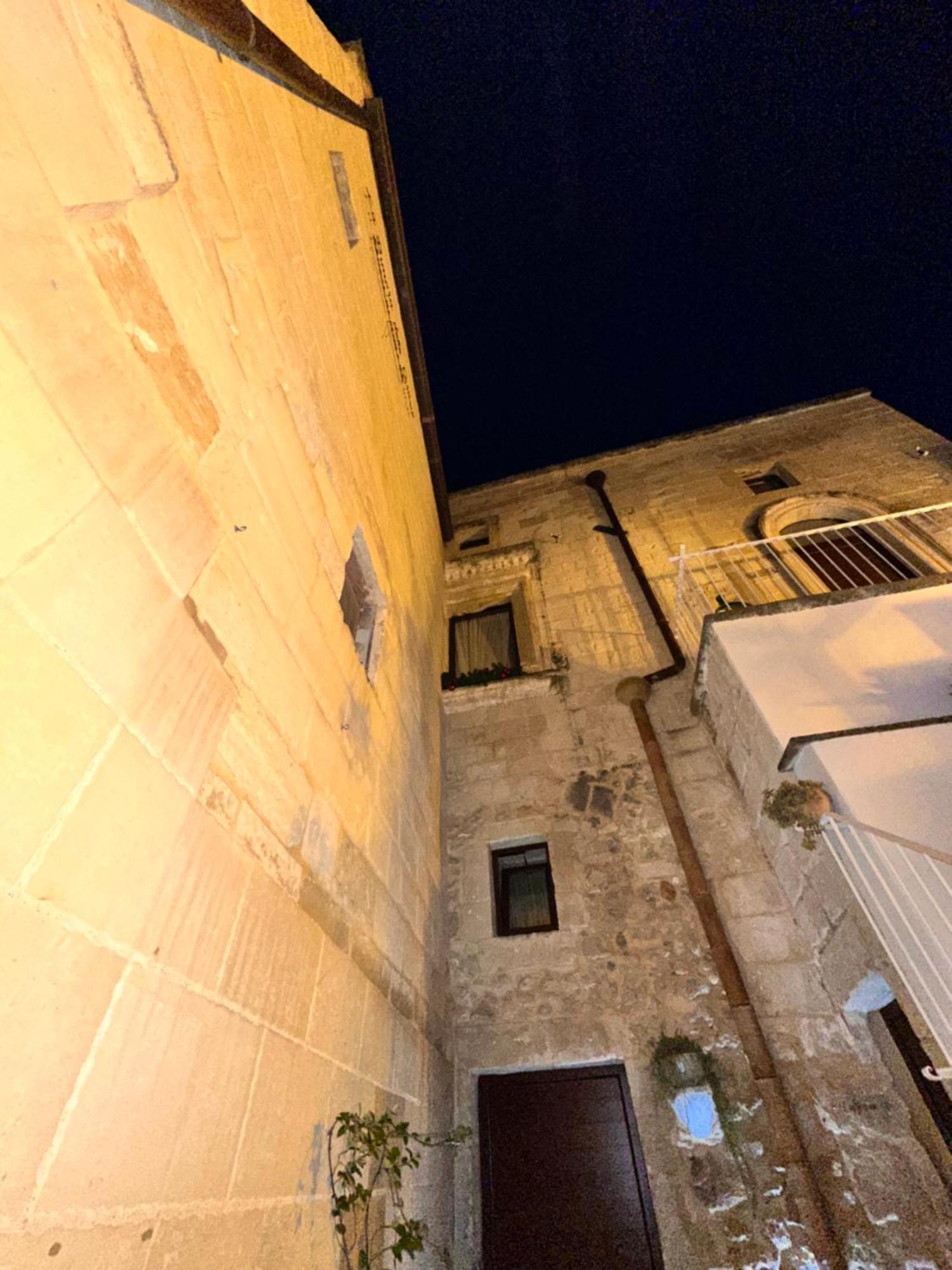 Bed and Breakfast La Dimora Delle Grazie Сан-Чезарио-ди-Лечче Экстерьер фото