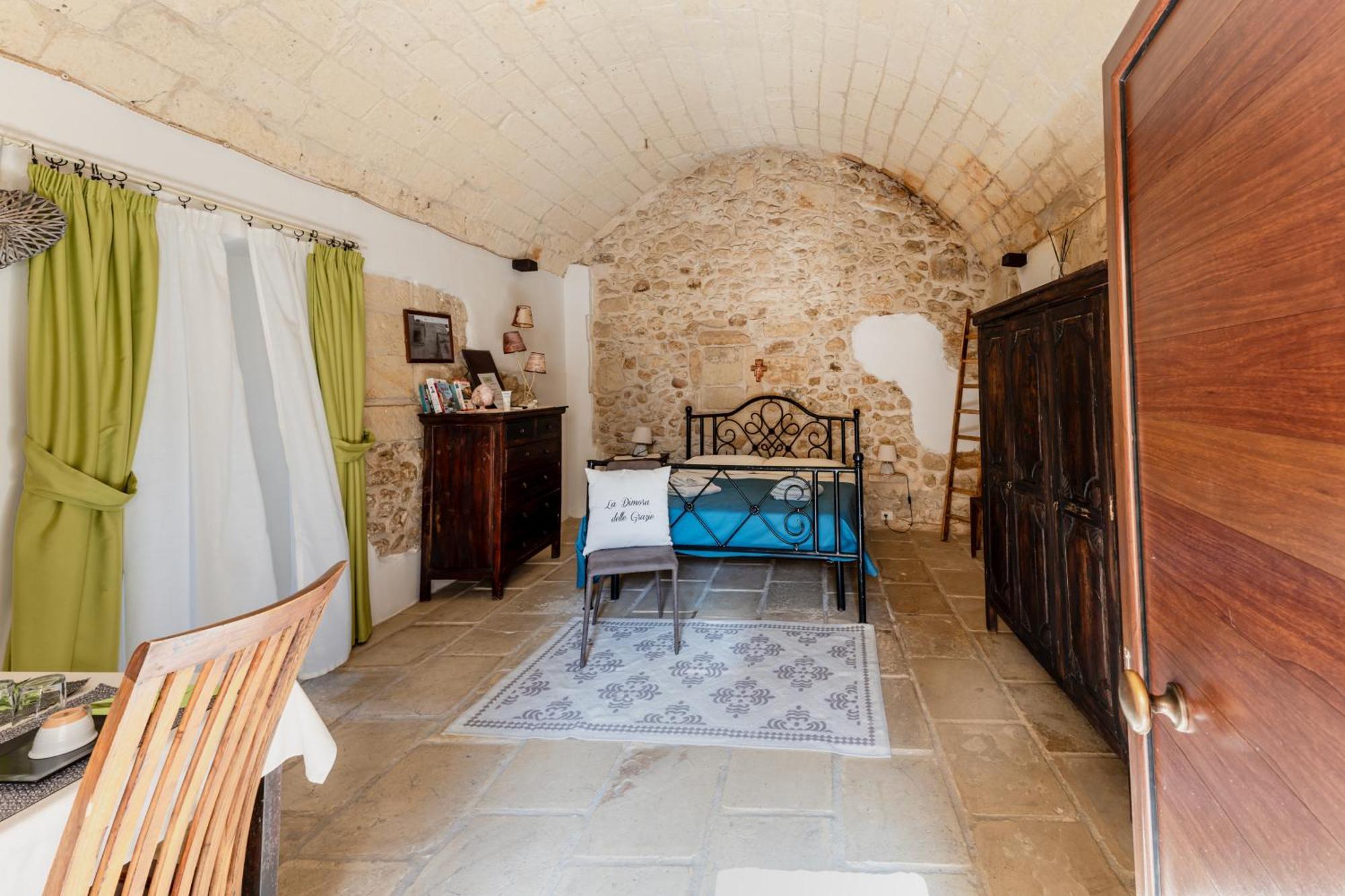 Bed and Breakfast La Dimora Delle Grazie Сан-Чезарио-ди-Лечче Экстерьер фото