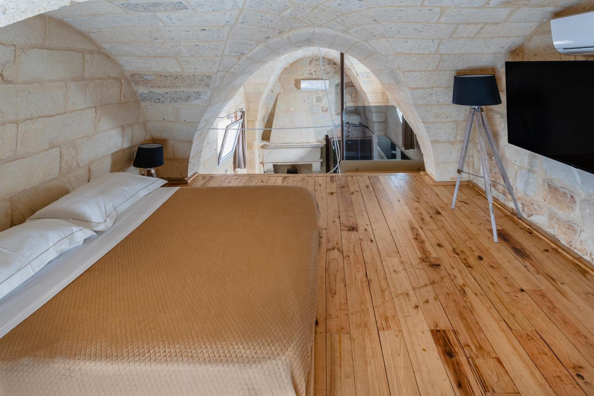 Bed and Breakfast La Dimora Delle Grazie Сан-Чезарио-ди-Лечче Экстерьер фото