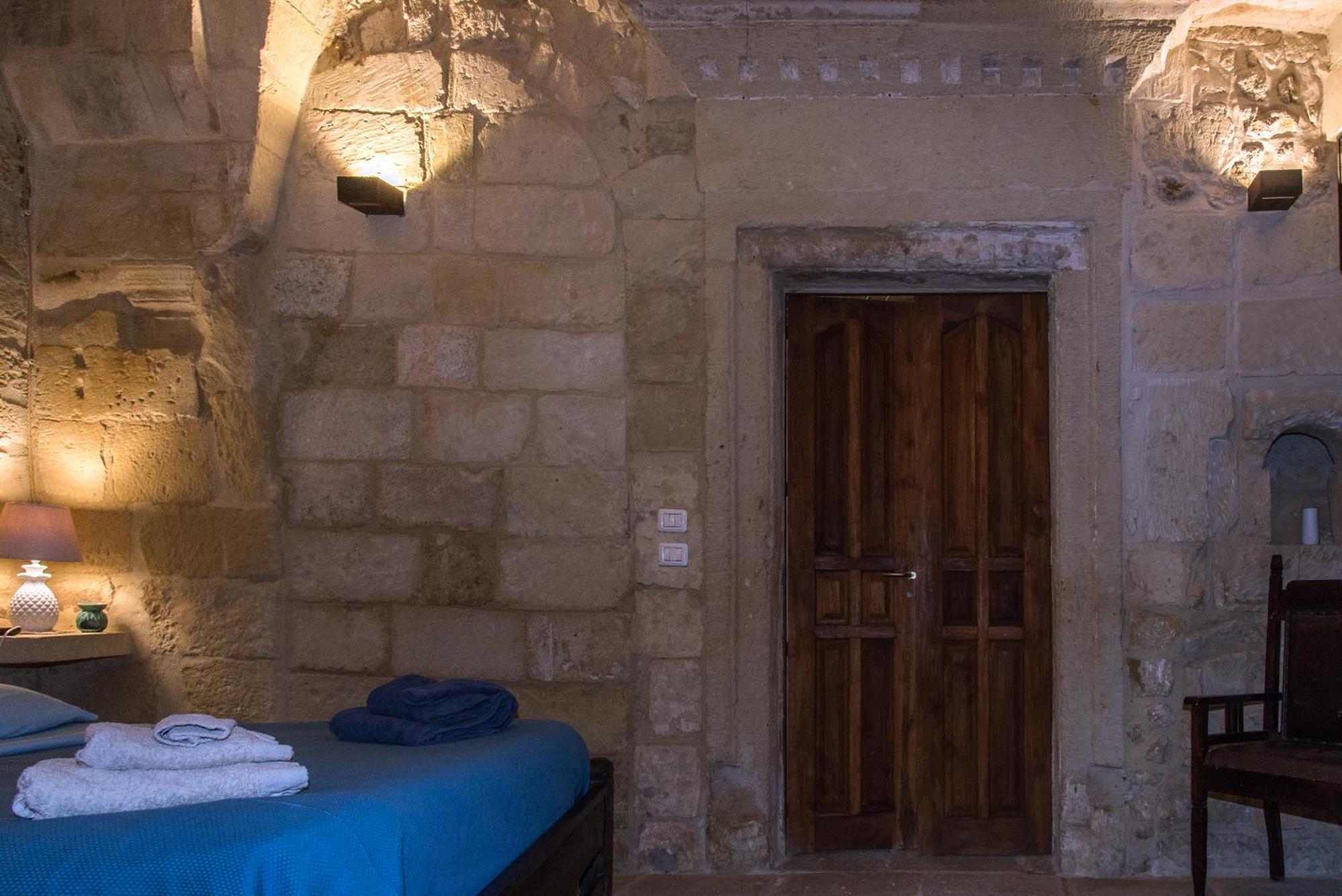 Bed and Breakfast La Dimora Delle Grazie Сан-Чезарио-ди-Лечче Экстерьер фото